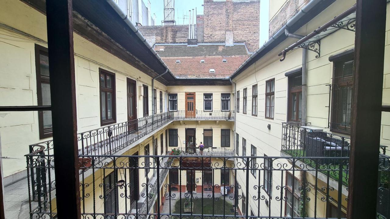 Apartamento Downtown Akacfa Budapest Exterior foto