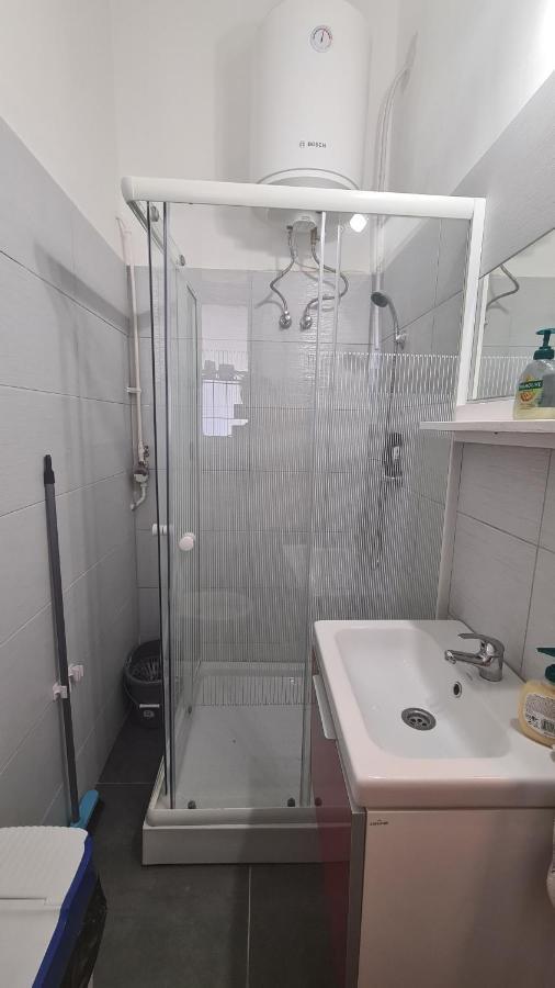 Apartamento Downtown Akacfa Budapest Exterior foto